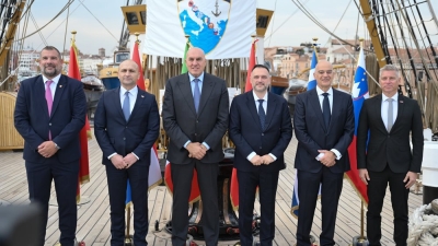 ADRION: Η Ελλάδα στο επίκεντρο της νέας αμυντικής συνεργασίας – Στο τραπέζι κοινή Ασπίδα