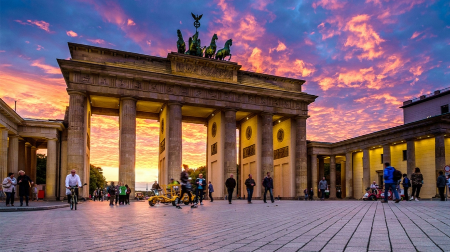 DW: Σε επιφυλακή το Βερολίνο με φόντο το Ισραήλ