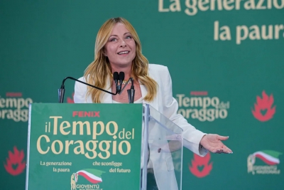 Meloni: «Κόφτης» στον αριθμό μεταναστών στις τάξεις - Μπλόκο και στη μπούρκα από τα σχολεία