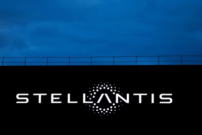 Stellantis: Παρατείνει τη θερινή διακοπή λειτουργίας στο εργοστάσιο του Fiat 500 στο Τορίνο
