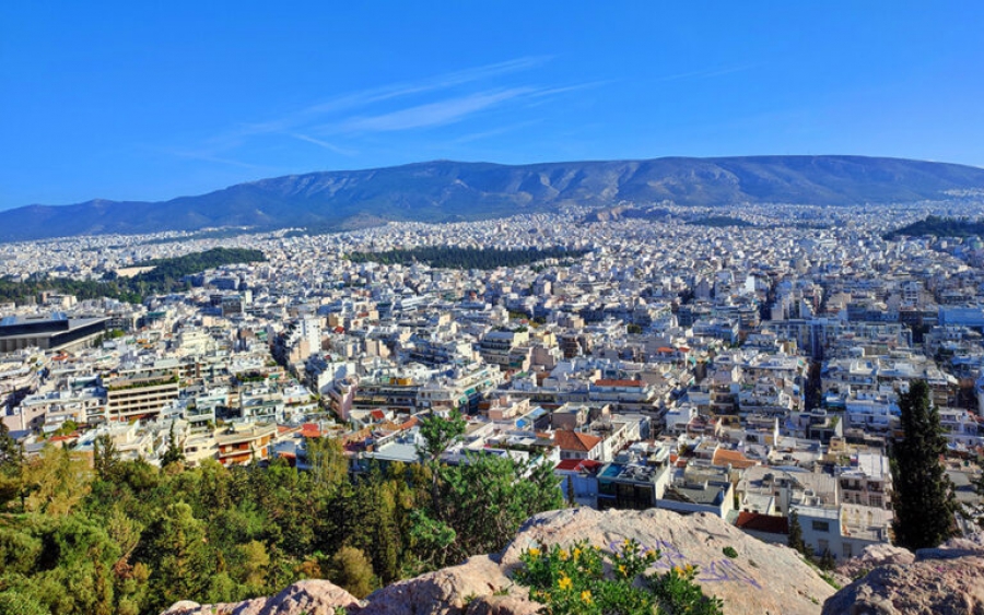 Στεγαστικά δάνεια: Μειώνονται και «κλειδώνουν» για 12 μήνες τα επιτόκια