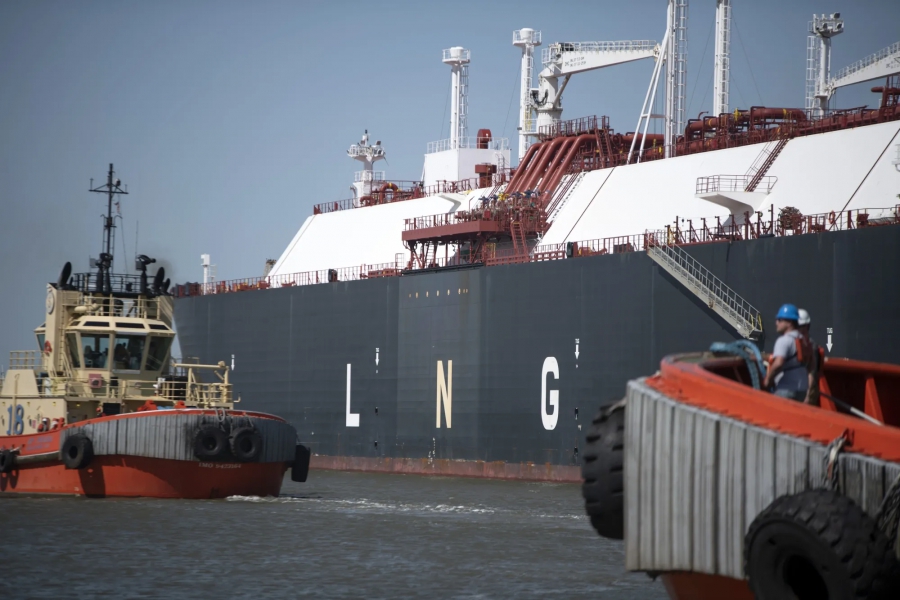 ΕΕ: Οι κυρώσεις στο ρωσικό LNG περιλαμβάνουν και τις πωλήσεις κράτη μη-μέλη