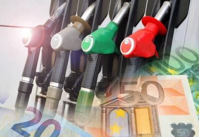 Ανακοινώθηκαν τα μέτρα για τα καύσιμα - Mέχρι 14 Οκτωβρίου συνεχίζονται οι εκπτώσεις των διυλιστηρίων