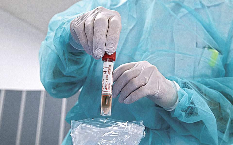 Συναγερμός για τον κορωνοϊό - Νέο άλμα με 153 κρούσματα - Σε επιφυλακή οι αρχές ενόψει 15Αύγουστου