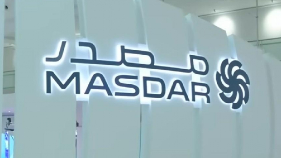 Masdar: Xρηματοδότηση 5,1 δισ. δολ.για το μεγαλύτερο στον κόσμο έργο ηλιακής ενέργειας και αποθήκευσης με μπαταρίες