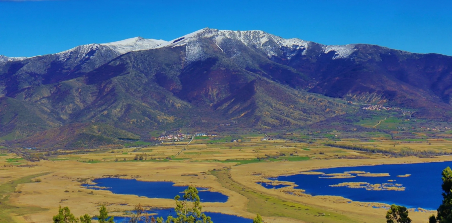 ΥΠΕΝ: «Απάτητο βουνό» ανακηρύσσεται η ορεινή περιοχή των Πρεσπών