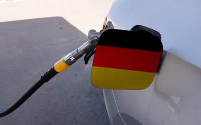 Η Γερμανία μειώνει τους φόρους στα καύσιμα - Οι καταναλωτές περιμένουν την μείωση στην τιμή αντλίας