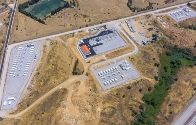 Σε λειτουργία το πρώτο πάρκο μπαταριών της HELLENiQ ENERGY - Με εγκατεστημένη ισχύ 100 MW και χωρητικότητα 200 MWh