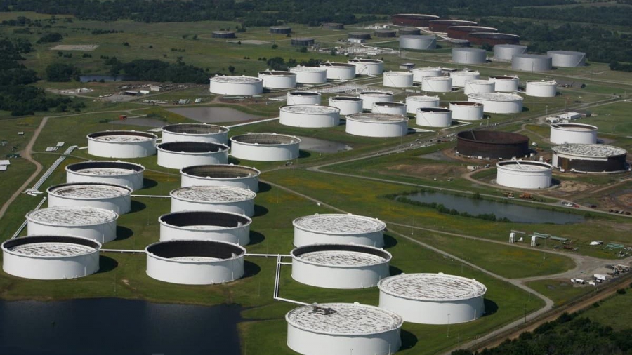 ΕΙΑ: Σε υψηλό τριών ετών τα αποθέματα αργού στις ΗΠΑ, μειώνονται των καυσίμων ΕΙΑ: Σε υψηλό τριών ετών τα αποθέματα αργού στις ΗΠΑ, μειώνονται των καυσίμων