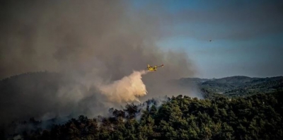 Κόλαση φωτιάς: Καίγεται η Κέρκυρα και για 8η ημέρα η Ρόδος - Εισαγγελική έρευνα, εκκενώσεις οικισμών
