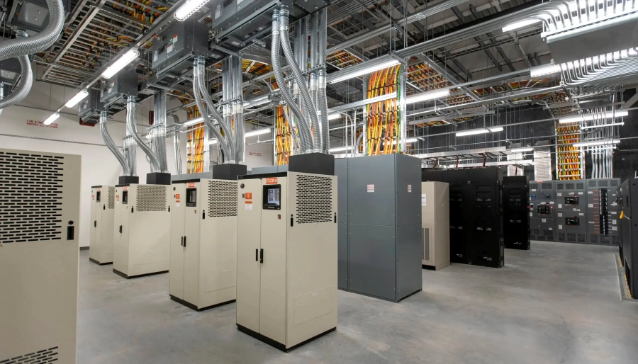 Data center στις ΗΠΑ κατανάλωσε κρυφά 29 εκ. γαλόνια νερού - Αντιδράσεις για την επιεική στάση των αρχών