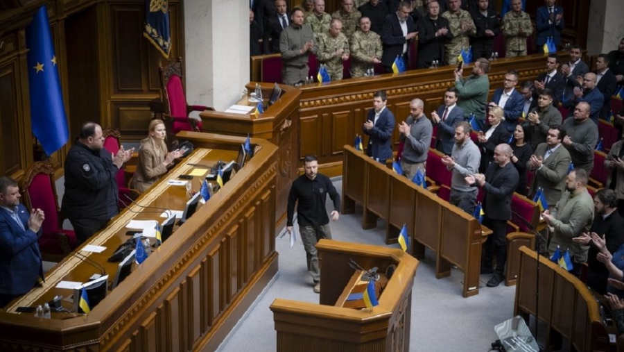 Ουκρανία: Επικυρώθηκε η συμφωνία με τις ΗΠΑ για τα ορυκτά