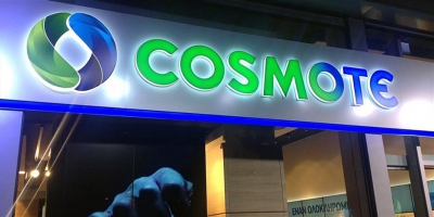 Δέσμευση της Cosmote για ηλεκτροδότηση αποκλειστικά με ΑΠΕ ως το 2021