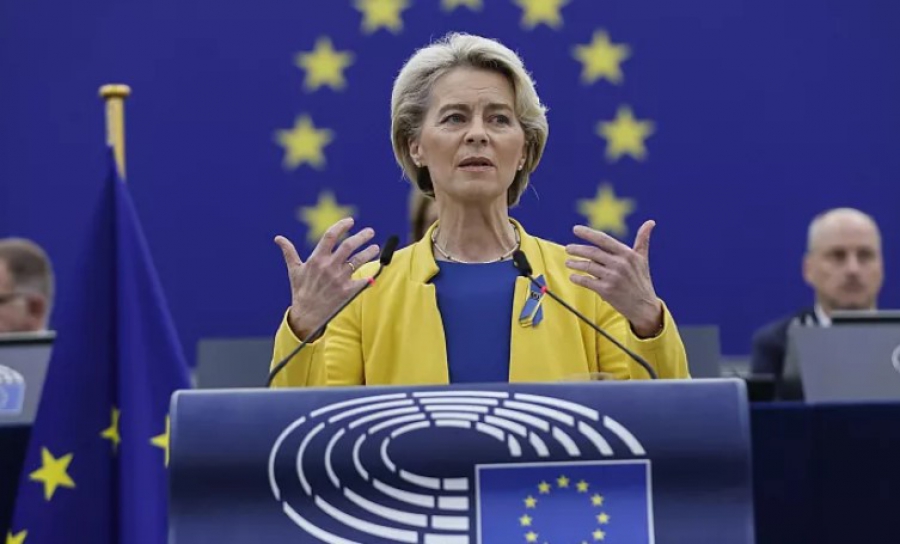 Von der Leyen: Kινητοποίηση του ευρωπαϊκού μηχανιμού στήριξης στην Ελλάδα