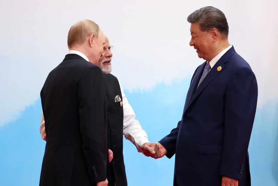 Σύνοδος της Σαγκάης: Σχέδιο Κίνας για ίδρυση αναπτυξιακής τράπεζας και επίθεση στο δολάριο