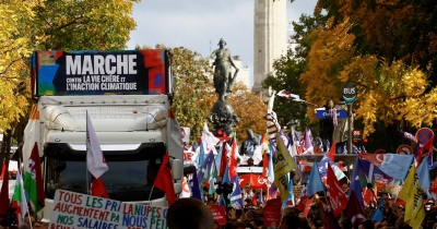 Γαλλία: Συνεχίζονται οι διαδηλώσεις - «Φωτιά» το συνταξιοδοτικό