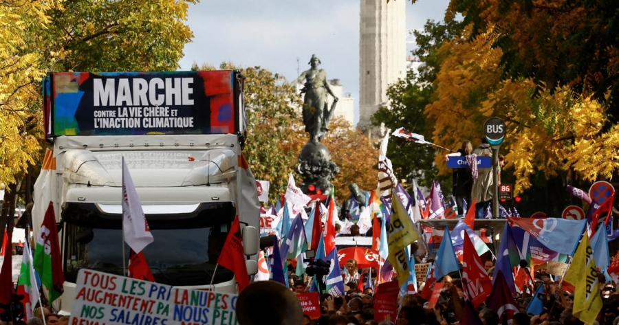 Γαλλία: Συνεχίζονται οι διαδηλώσεις - «Φωτιά» το συνταξιοδοτικό
