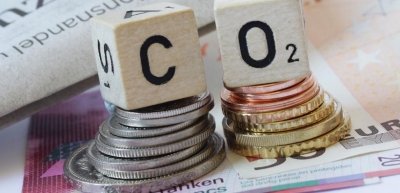 Απόφαση ΡΑΑΕΥ για νέο συντελεστή CO2 - Αύξηση της αντιστάθμισης για τις βιομηχανίες