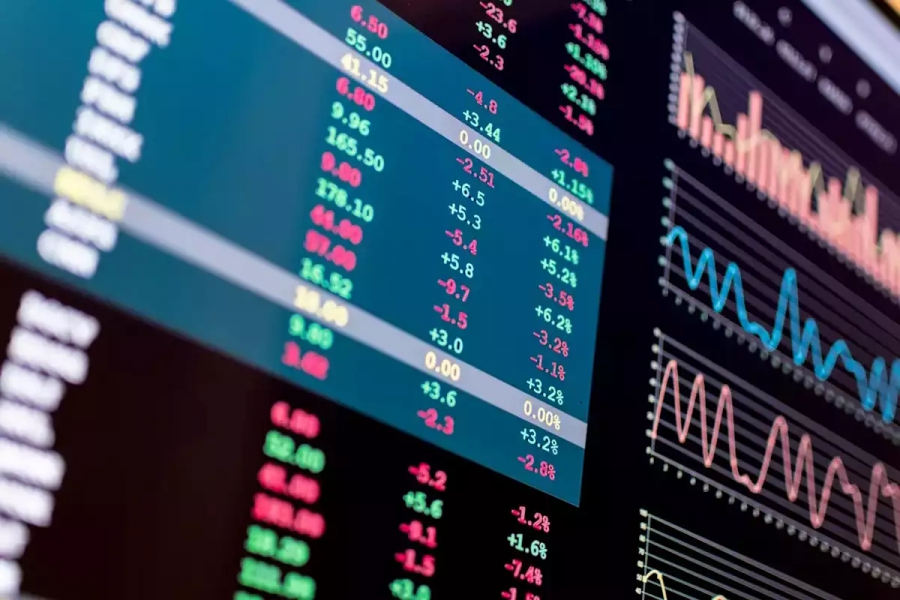 ΧΑ: Άνοδος 0,17% στις 2.108 μονάδες - Δύο πακέτα 724.000 τεμαχίων έκαστο της Cenergy σε ξένο θεσμικό - ΜΟΗ 30,48 (+1,74%),Μetlen 41,3(-2,82%)