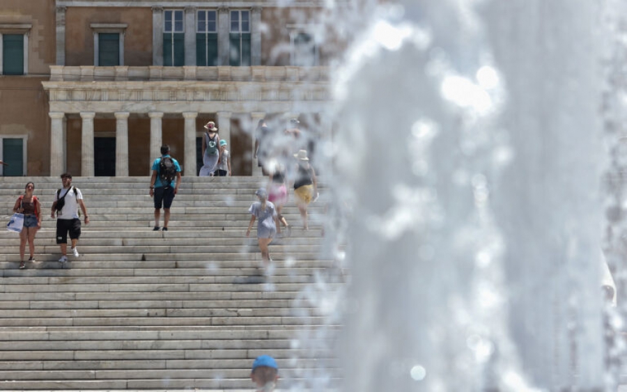 Ο καύσωνας «Κλέων» επελαύνει με 40άρια - Συνίσταται προσοχή