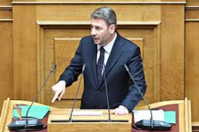 Ξεκίνησαν τα τηλέφωνα για την Εξεταστική - Η πρόταση Ανδρουλάκη βρίσκει ανταπόκριση