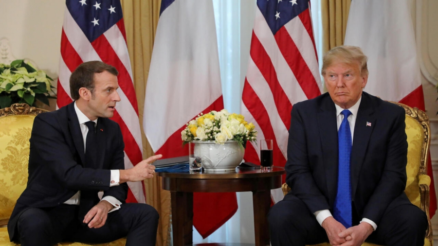 SMS Macron σε Trump: Zητάει συνάντηση εφ' όλης της ύλης - Παρέμβαση Bessent για τους Ευρωπαίους