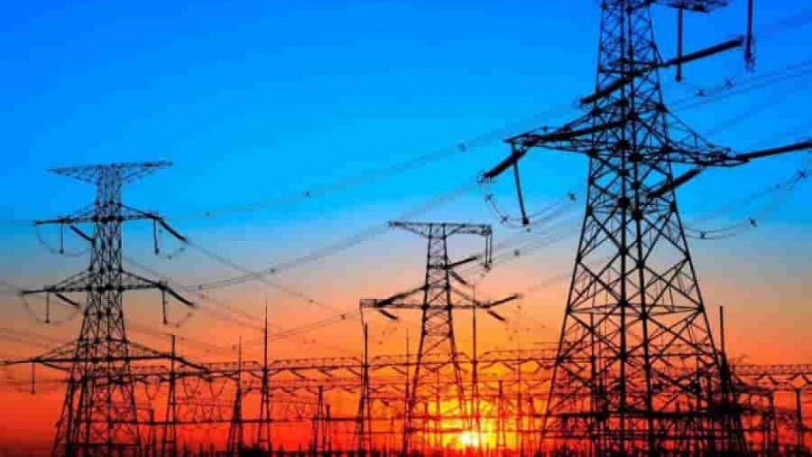 Η εισαγόμενη αιολική  έριξε τις τιμές στη χονδρική - Στο 37% του μείγματος οι ΑΠΕ