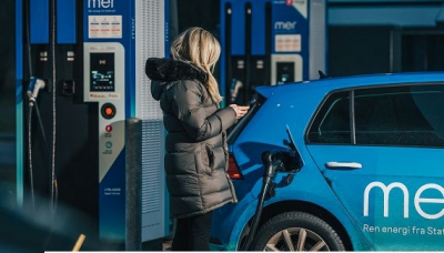 Ενισχύεται το δίκτυο φόρτισης ηλεκτρικών οχημάτων στη Σουηδία
