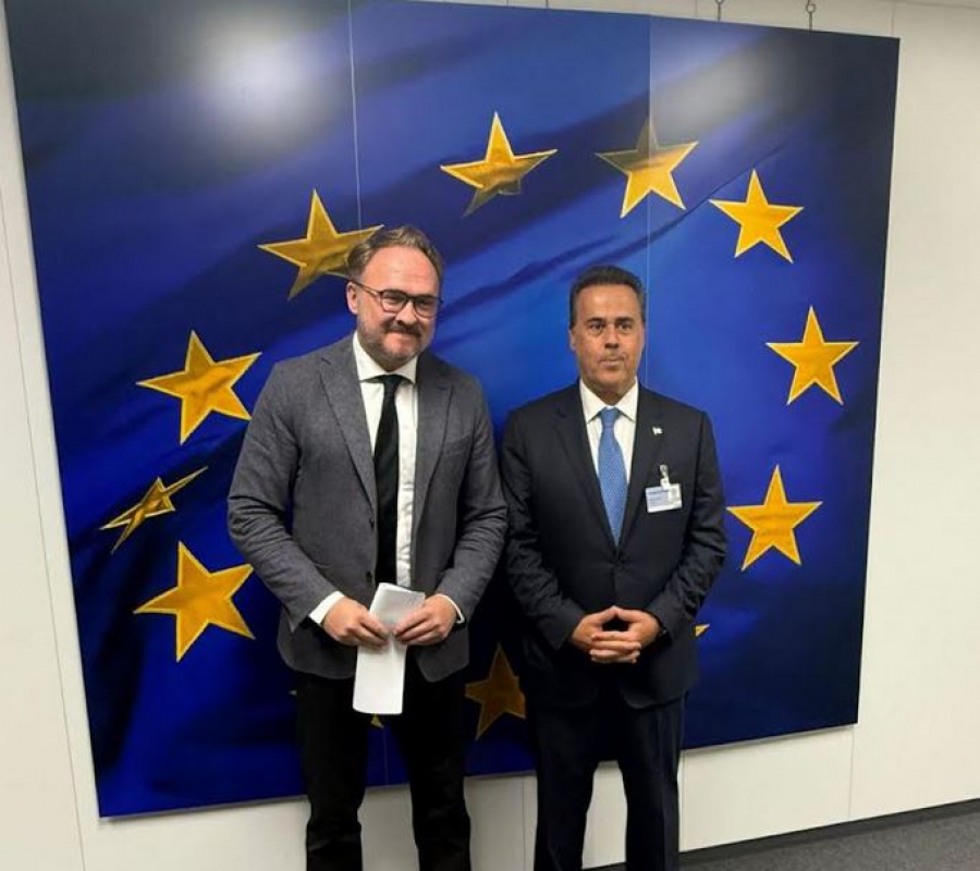 Συνάντηση Παπασταύρου με Jørgensen– Ρήτρα Αναθεώρησης για κλιματικούς στόχους, GSI και τιμές ρεύματος στην ατζέντα