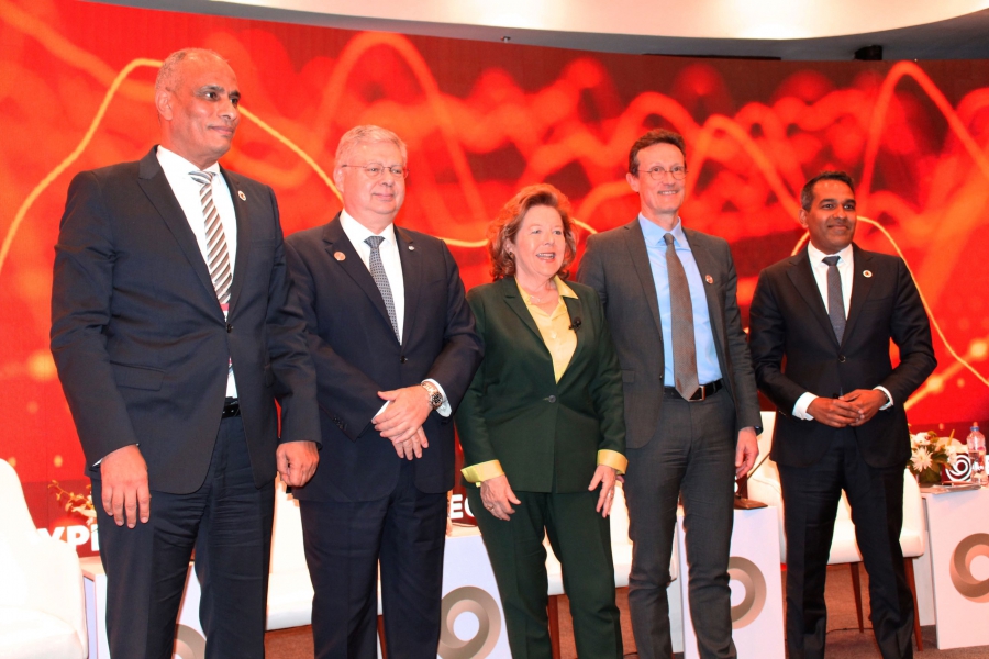 Σιάμισιης από Κάιρο: Ο ευρωπαϊκός κλάδος της διύλισης αντιμέτωπος με σοβαρές προκλήσεις