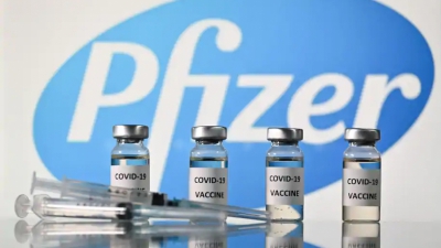 Νέα συμφωνία της Pfizer με EE για επιπλέον δόσεις εμβολίων