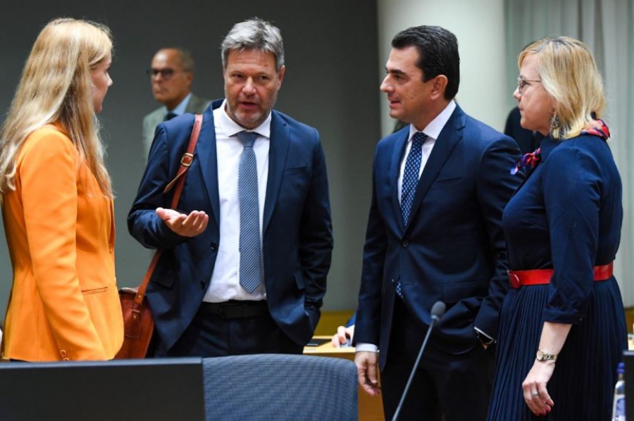 Reuters: Η ΕΕ θα ανακτήσει τα κέρδη των ενεργειακών εταιρειών αντί για πλαφόν στην τιμή του ρωσικού φυσικού αερίου