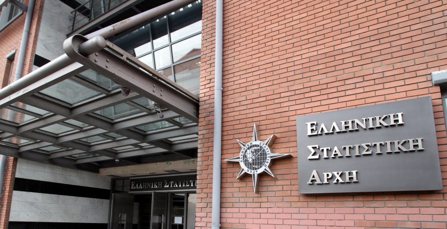 ΕΛΣΤΑΤ: Στο 5% το πρωτογενές έλλειμμα 2021, χαμηλότερο των εκτιμήσεων