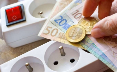 Eurostat: Ένα στα τρία νοικοκυριά αδυνατεί να πληρώσει εγκαίρως λογαριασμούς των επιχειρήσεων κοινής ωφελείας