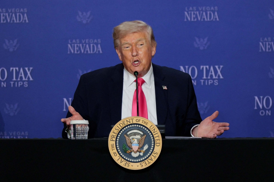 Trump: Απειλεί την Ευρώπη με δασμούς αν προχωρήσει η συνεργασία με τον Καναδά