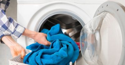 Πλυντήριο ρούχων: Όταν θέλουμε να «ξεβγάλουμε» τα περιττά έξοδα
