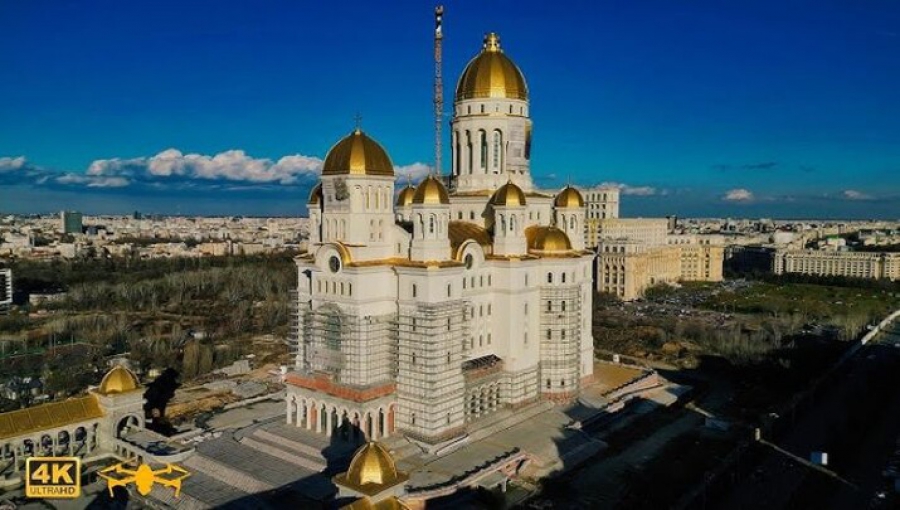 Οι Βρυξέλλες διχάζουν και την Ρουμανία - Οι εκλεκτοί της αμφισβητούν την δαπάνη για τον μεγαλύτερο ορθόδοξο ναό παγκοσμίως