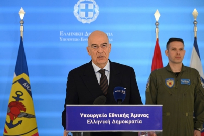 Κομισιόν: Θα εξετάσουμε τι συνέβη με τους Τούρκους και την παρενόχληση σε Δένδια