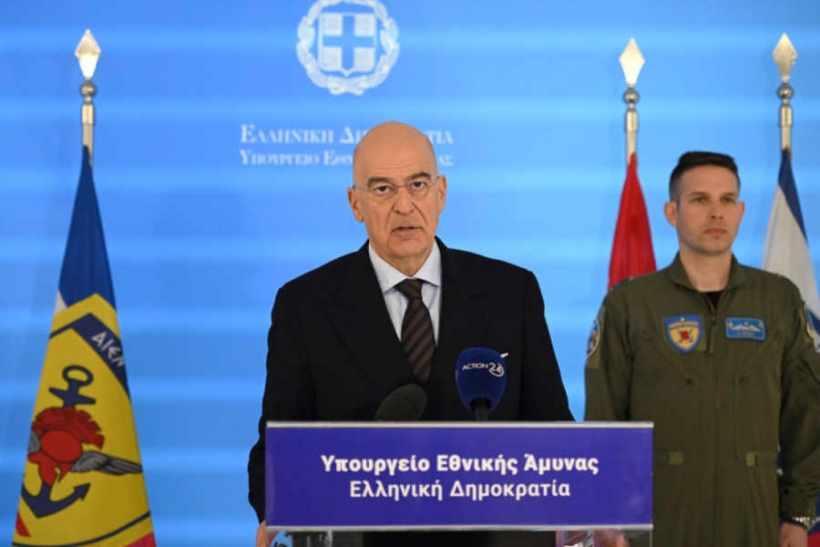 Κομισιόν: Θα εξετάσουμε τι συνέβη με τους Τούρκους και την παρενόχληση σε Δένδια