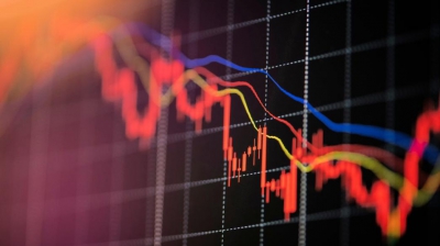 ΧΑ: Πτώση 0,5% στις 2.013 - Metlen 45,14e (+1,62%), ΔΕΗ 15,87e (+1,08%), ΜΟΗ 26,24e (-1,35%),ΕΛΧΑ 3,315(+0,15%)