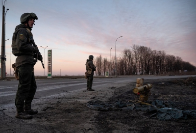 Ουκρανία: Η Ρωσία ανακοίνωσε κατάπαυση του πυρός για σχηματισμό ανθρωπιστικών διαδρόμων