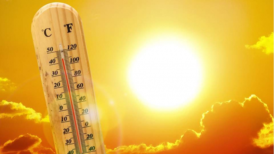 Γαλλία σε κλοιό καύσωνα – Νεκρός δρομέας στο Παρίσι, θερμοκρασίες ρεκόρ για τον Μάιο