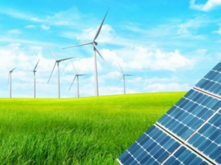 EY: Ιστορικά υψηλή επίδοση της Ελλάδας στον δείκτη ανανεώσιμων πηγών ενέργειας