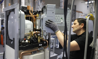 Πτώση κατα 23% στις πωλήσεις αντλιών θερμότητας στην Ευρώπη για το 2024 (The Guardian)