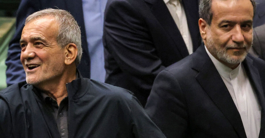 Aragchi και Pezeshkian συναντώνται με απεσταλμένους του Πακιστάν στην Τεχεράνη