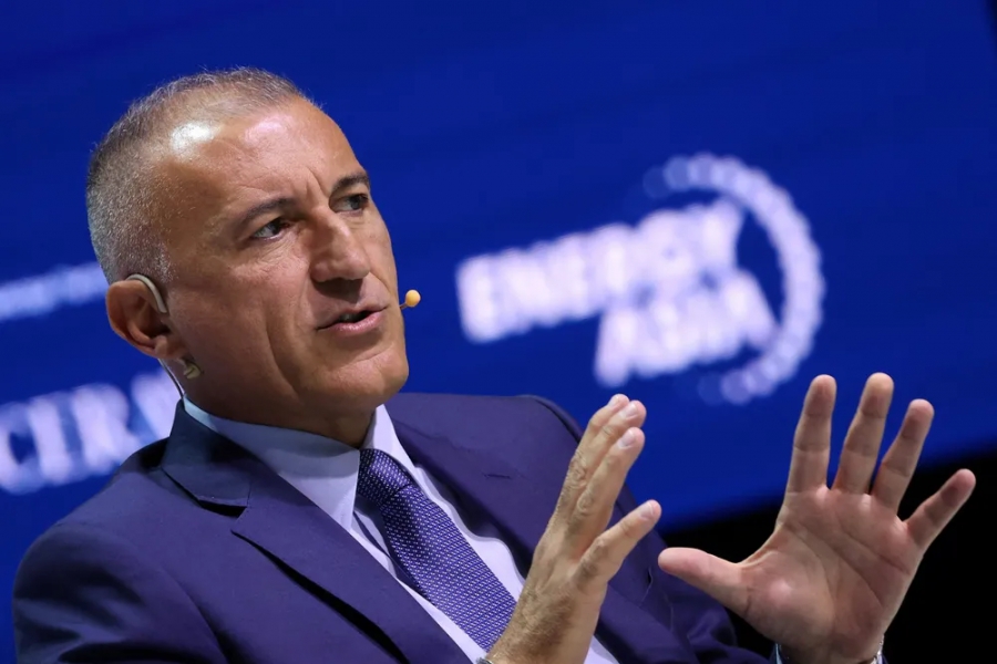 Descalzi (CEO της Eni): Η σύγκρουση στη Μέση Ανατολή δεν έχει επιφέρει μείωση στην πετρελαϊκή παραγωγή