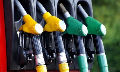 Ενεργειακή κρίση: Τα σενάρια για πλαφόν στη βενζίνη