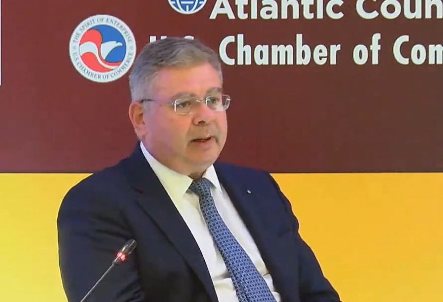 Α.Σιάμισιης (ΕΛΠΕ): Προωθούμε την εξέλιξη του Ομίλου προς τις νέες μορφές ενέργειας