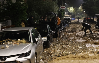 Τραγική η κατάσταση στην Αττική με την κακοκαιρία- Δύο νεκροί στο πέρασμά της