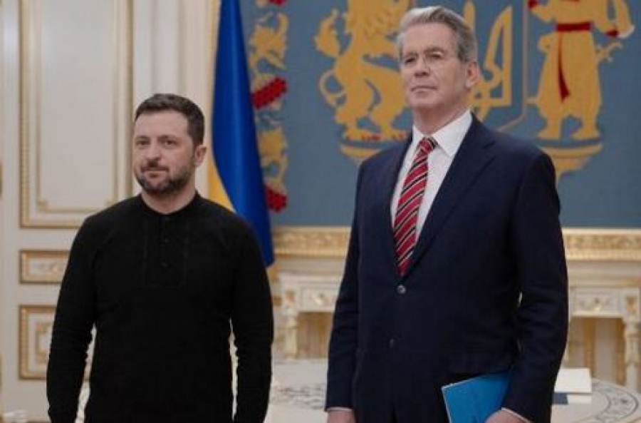 Νέα εμπόδια στη συμφωνία ΗΠΑ - Ουκρανίας για τα ορυκτά - Τελεσίγραφο Bessent εν πτήσει